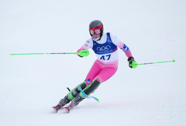 (260216) -- BORMIO, Feb. 16, 2026 (Xinhua) -- Jon Erik Sigurdsson of Iceland competes during the alpine skiing men's slalom event at the Milan-Cortina 2026 Olympic Winter Games in Bormio, Italy, Feb. 16, 2026. (Xinhua/Hu Huhu)