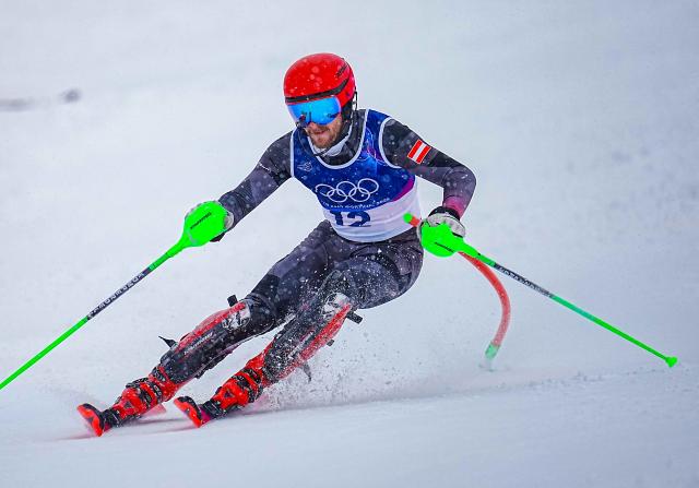 (260216) -- BORMIO, Feb. 16, 2026 (Xinhua) -- Fabio Gstrein of Austria competes during the alpine skiing men's slalom event at the Milan-Cortina 2026 Olympic Winter Games in Bormio, Italy, Feb. 16, 2026. (Xinhua/Yan Linyun)