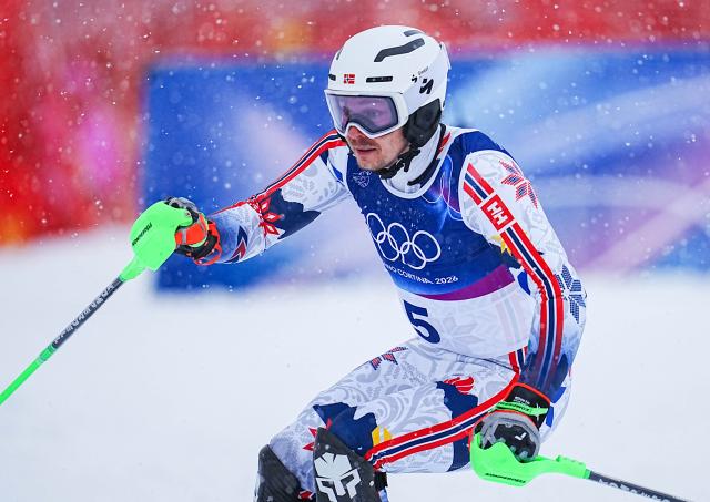 (260216) -- BORMIO, Feb. 16, 2026 (Xinhua) -- Henrik Kristoffersen of Norway competes during the alpine skiing men's slalom event at the Milan-Cortina 2026 Olympic Winter Games in Bormio, Italy, Feb. 16, 2026. (Xinhua/Yan Linyun)