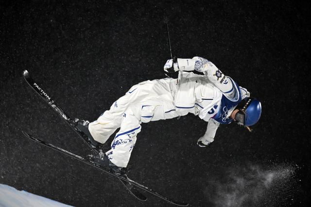 (260216) -- LIVIGNO, Feb. 16, 2026 (Xinhua) -- Gu Ailing of China competes during the freestyle skiing women's freeski big air final at the Milan-Cortina 2026 Olympic Winter Games in Livigno, Italy, Feb. 16, 2026. (Xinhua/Xia Yifang)