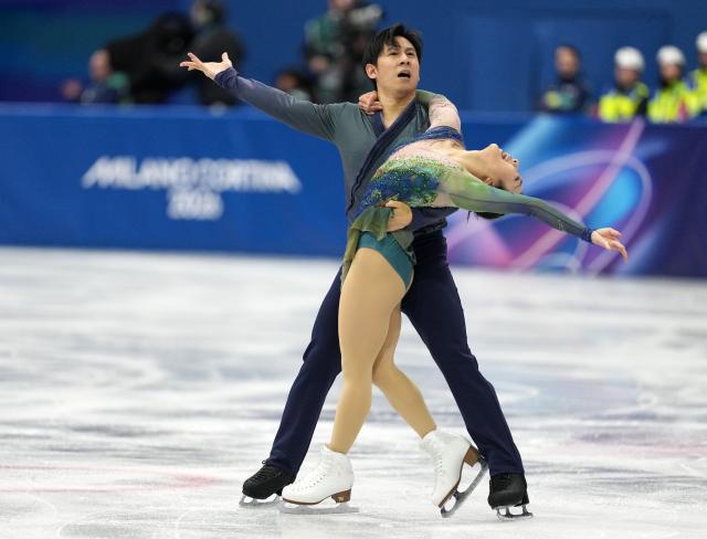 (260217) -- MILAN, Feb. 17, 2026 (Xinhua) -- Sui Wenjing/Han Cong of China compete during the free skating of Figure Skating Pair Skating at the Milan-Cortina 2026 Olympic Winter Games in Milan, Italy, Feb. 16, 2026. (Xinhua/Xue Yuge)