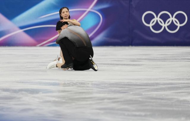 (260217) -- MILAN, Feb. 17, 2026 (Xinhua) -- Riku Miura and Ryuichi Kihara of Japan react after their free skating performance of Figure Skating Pair Skating at the Milan-Cortina 2026 Olympic Winter Games in Milan, Italy, Feb. 16, 2026. (Xinhua/Xue Yuge)