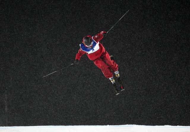 (260217) -- LIVIGNO, Feb. 17, 2026 (Xinhua) -- Megan Oldham of Canada competes during the freestyle skiing women's freeski big air final at the Milan-Cortina 2026 Olympic Winter Games in Livigno, Italy, Feb. 16, 2026. (Xinhua/Hu Chao)