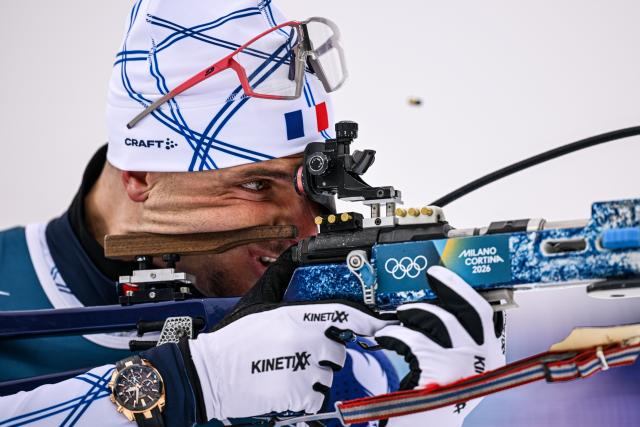 (260217) -- ANTERSELVA, Feb. 17, 2026 (Xinhua) -- Emilien Jacquelin of France competes during the biathlon men's 4x7.5km relay at the 2026 Milan-Cortina Winter Olympics in Anterselva, Italy, Feb. 17, 2026. (Xinhua/Jiang Han)