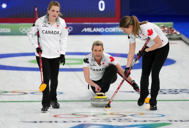 (260217) -- CORTINA D'AMPEZZO, Feb. 17, 2026 (Xinhua) -- Emma Miskew (C) of Canada competes during the curling women's round robin session 9 match between Sweden and Canada at the 2026 Milan-Cortina Winter Olympics in Cortina, Italy, Feb. 17, 2026. (Xinhua/Li Gang)