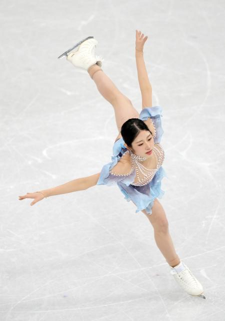 (260217) -- MILAN, Feb. 17, 2026 (Xinhua) -- Lee Haein of South Korea competes during the short program match of figure skating women single skating at the Milan-Cortina 2026 Olympic Winter Games in Milan, Italy, Feb. 17, 2026. (Xinhua/Xue Yuge)