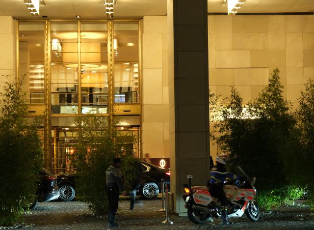 (260217) -- GENEVA, Feb. 17, 2026 (Xinhua) -- Participants in the trilateral talks among Ukraine, the United States and Russia left the venue after the first day of talks in Geneva, Switzerland, Feb. 17, 2026. A new round of trilateral talks among Ukraine, the United States and Russia lasted over four hours on Tuesday, and will continue on Wednesday. (Xinhua/Ma Ruxuan)