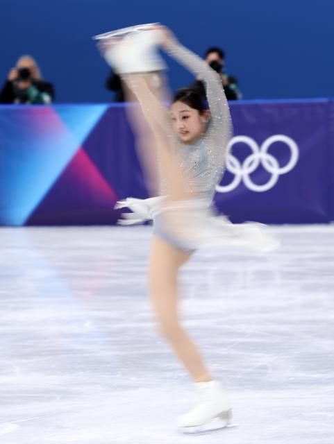 (260217) -- MILAN, Feb. 17, 2026 (Xinhua) -- Shin Jia of South Korea competes during the short program match of figure skating women single skating at the Milan-Cortina 2026 Olympic Winter Games in Milan, Italy, Feb. 17, 2026. (Xinhua/Chen Yichen)