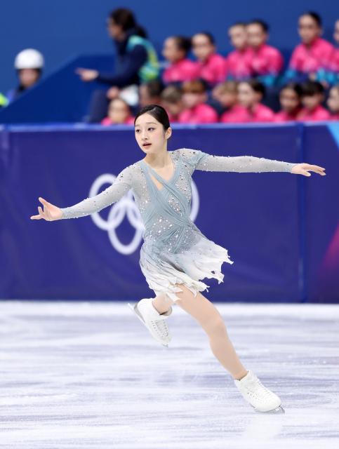(260217) -- MILAN, Feb. 17, 2026 (Xinhua) -- Shin Jia of South Korea competes during the short program match of figure skating women single skating at the Milan-Cortina 2026 Olympic Winter Games in Milan, Italy, Feb. 17, 2026. (Xinhua/Chen Yichen)