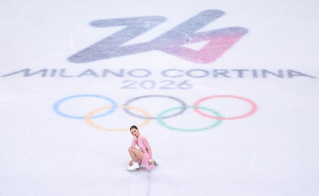 (260217) -- MILAN, Feb. 17, 2026 (Xinhua) -- Nina Pinzarrone of Belgium competes during the short program match of figure skating women single skating at the Milan-Cortina 2026 Olympic Winter Games in Milan, Italy, Feb. 17, 2026. (Xinhua/Chen Yichen)