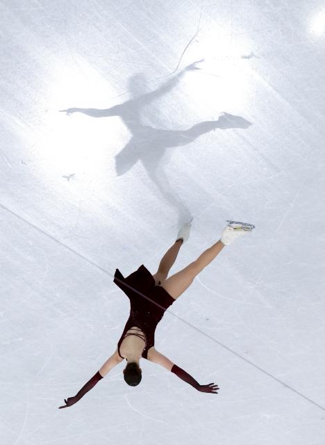 (260217) -- MILAN, Feb. 17, 2026 (Xinhua) -- Individual neutral athlete Viktoriia Safonova competes during the short program match of figure skating women single skating at the Milan-Cortina 2026 Olympic Winter Games in Milan, Italy, Feb. 17, 2026. (Xinhua/Chen Yichen)