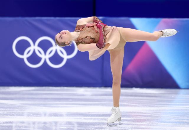 (260217) -- MILAN, Feb. 17, 2026 (Xinhua) -- Alexandra Feigin of Bulgaria competes during the short program match of figure skating women single skating at the Milan-Cortina 2026 Olympic Winter Games in Milan, Italy, Feb. 17, 2026. (Xinhua/Chen Yichen)