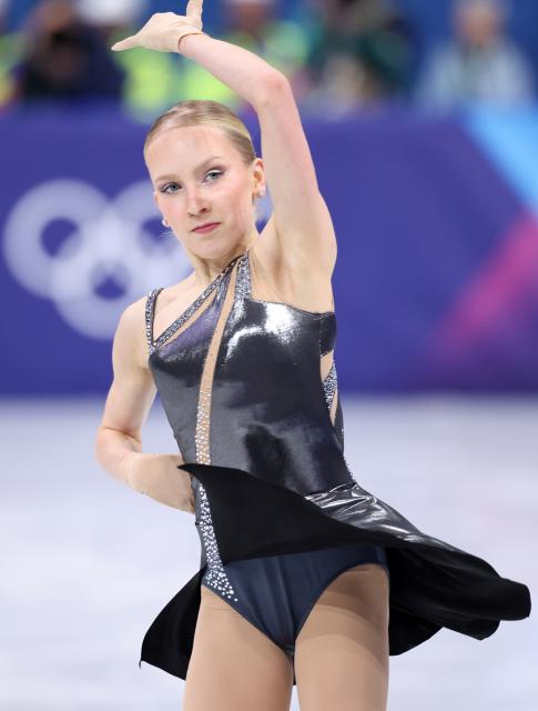 (260217) -- MILAN, Feb. 17, 2026 (Xinhua) -- Iida Karhunen of Finland competes during the short program match of figure skating women single skating at the Milan-Cortina 2026 Olympic Winter Games in Milan, Italy, Feb. 17, 2026. (Xinhua/Chen Yichen)