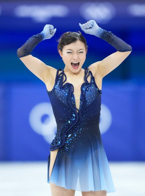 (260217) -- MILAN, Feb. 17, 2026 (Xinhua) -- Sakamoto Kaori of Japan reacts after the short program match of figure skating women single skating at the Milan-Cortina 2026 Olympic Winter Games in Milan, Italy, Feb. 17, 2026. (Xinhua/Xue Yuge)