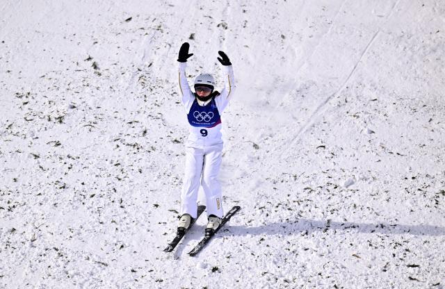 (260218) -- LIVIGNO, Feb. 18, 2026 (Xinhua) -- Shao Qi of China competes during the freestyle skiing women's aerials qualification 1 at the Milan-Cortina 2026 Olympic Winter Games in Livigno, Italy, Feb. 18, 2026. (Xinhua/Zhang Hongxiang)