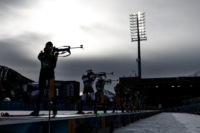 (260218) -- ANTERSELVA, Feb. 18, 2026 (Xinhua) -- Athletes compete during the biathlon women's 4x6km relay at the 2026 Milan-Cortina Winter Olympics in Anterselva, Italy, Feb. 18, 2026. (Xinhua/Jiang Han)