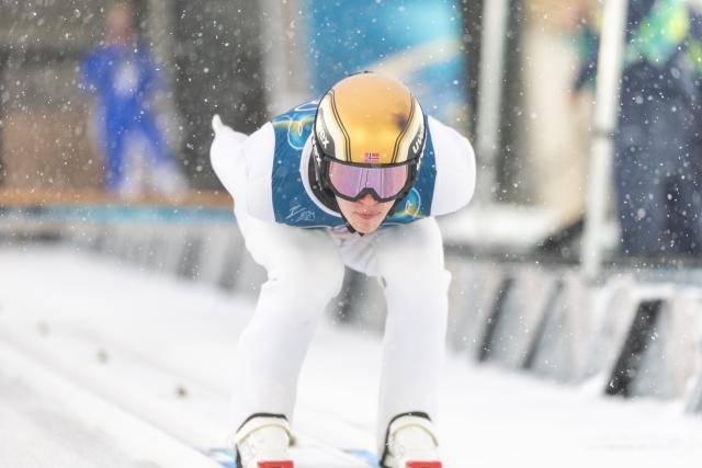 (260219) -- PREDAZZO, Feb. 19, 2026 (Xinhua) -- Andreas Skoglund of Norway competes during the ski jumping trial round of the nordic combined team sprint at the 2026 Milan-Cortina Winter Olympics in Predazzo, Italy, Feb. 19, 2026. (Xinhua/Huang Wei)