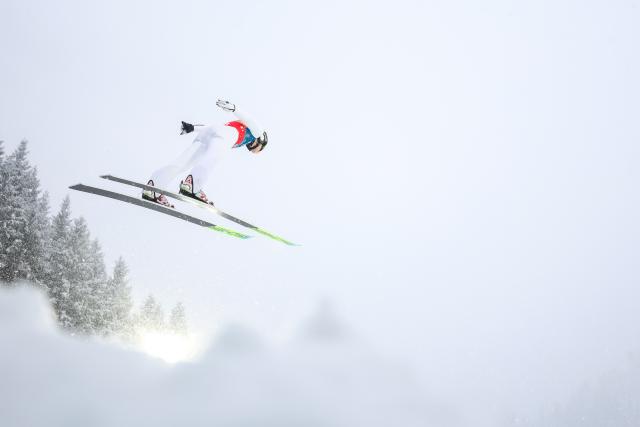 (260219) -- PREDAZZO, Feb. 19, 2026 (Xinhua) -- Kacper Jarzabek of Poland competes during the ski jumping competition round of the nordic combined team sprint at the 2026 Milan-Cortina Winter Olympics in Predazzo, Italy, Feb. 19, 2026. (Xinhua/Huang Wei)