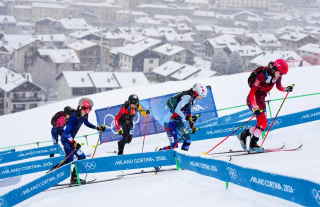 (260219) -- BORMIO, Feb. 19, 2026 (Xinhua) -- Athletes compete during the heat 1 of the ski mountaineering women's sprint event at the Milan-Cortina 2026 Olympic Winter Games in Bormio, Italy, Feb. 19, 2026. (Xinhua/Yan Linyun)
