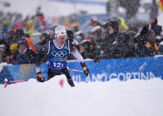 (260219) -- TESERO, Feb. 19, 2026 (Xinhua) -- Zhao Jiawen of China competes during the cross-country event of the nordic combined team sprint at the 2026 Milan-Cortina Winter Olympics in Tesero, Italy, Feb. 19, 2026. (Xinhua/He Canling)