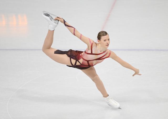 (260219) -- MILAN, Feb. 19, 2026 (Xinhua) -- Lorine Schild of France competes during the free skating match of figure skating women single skating at the Milan-Cortina 2026 Olympic Winter Games in Milan, Italy, Feb. 19, 2026. (Xinhua/Cheng Min)
