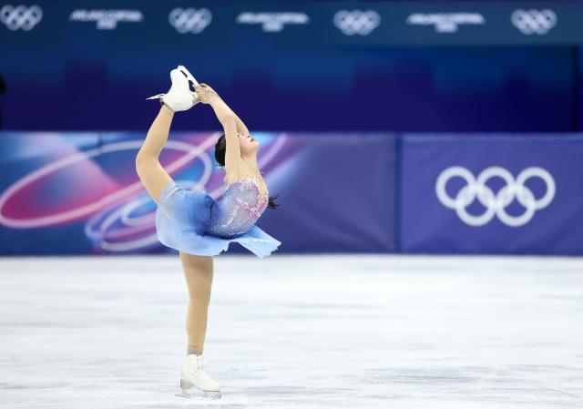 (260219) -- MILAN-, Feb. 19, 2026 (Xinhua) -- Nakai Ami of Japan competes during the free skating match of figure skating women single skating at the Milan-Cortina 2026 Olympic Winter Games in Milan, Italy, Feb. 19, 2026. (Xinhua/Li Ming)