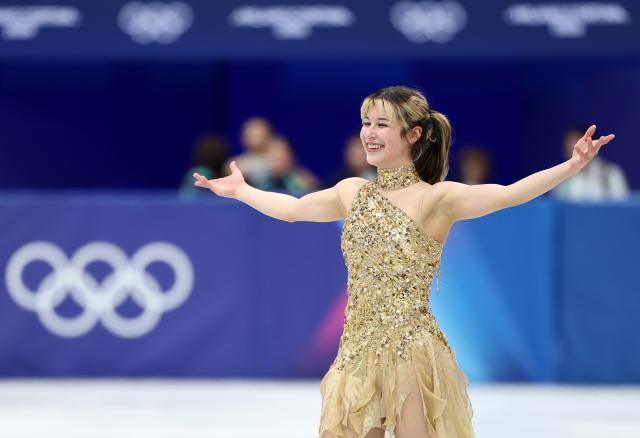 (260219) -- MILAN, Feb. 19, 2026 (Xinhua) -- Alysa Liu of the United States competes during the free skating match of figure skating women single skating at the Milan-Cortina 2026 Olympic Winter Games in Milan, Italy, Feb. 19, 2026. (Xinhua/Li Ming)