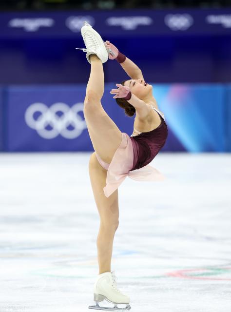 (260219) -- MILAN, Feb. 19, 2026 (Xinhua) -- Sakamoto Kaori of Japan competes during the free skating match of figure skating women single skating at the Milan-Cortina 2026 Olympic Winter Games in Milan, Italy, Feb. 19, 2026. (Xinhua/Li Ming)