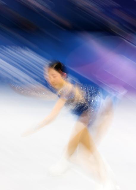 (260219) -- MILAN, Feb. 19, 2026 (Xinhua) -- Chiba Mone of Japan competes during the free skating match of figure skating women single skating at the Milan-Cortina 2026 Olympic Winter Games in Milan, Italy, Feb. 19, 2026. (Xinhua/Li Ming)