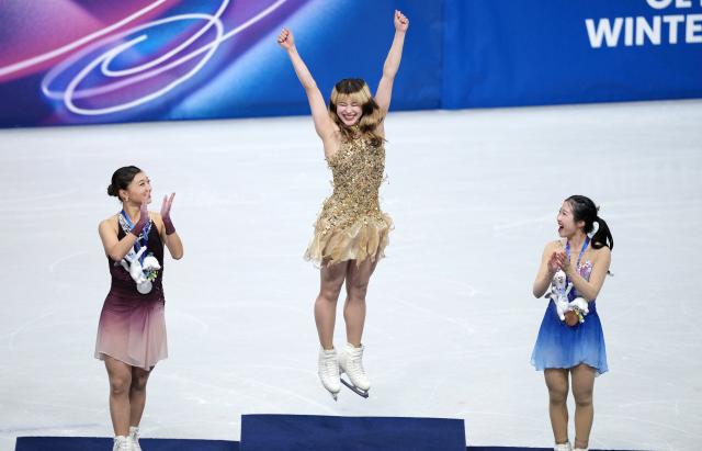 (260219) -- MILAN, Feb. 19, 2026 (Xinhua) -- Alysa Liu of the United States celebrates during the awarding ceremony of the figure skating women single skating event at the Milan-Cortina 2026 Olympic Winter Games in Milan, Italy, Feb. 19, 2026. (Xinhua/Xue Yuge)