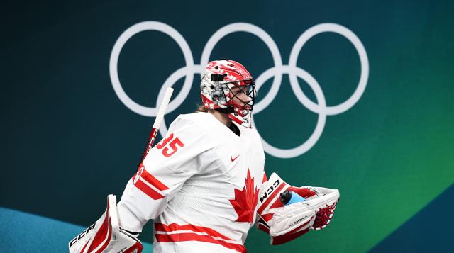 (260220) -- MILAN, Feb. 20, 2026 (Xinhua) -- Goalkeeper Ann-Renee Desbiens of Canada reacts during the ice hockey women's gold medal game between the United States and Canada at the Milan-Cortina 2026 Olympic Winter Games in Milan, Italy, Feb. 19, 2026. (Xinhua/Wang Kaiyan)