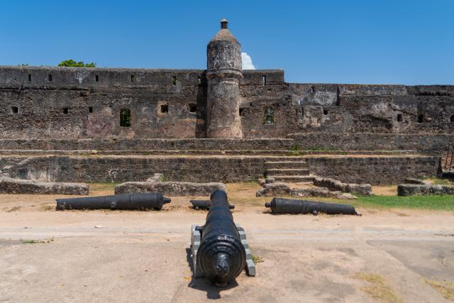 (260220) -- MOMBASA, Feb. 20, 2026 (Xinhua) -- This photo taken on Feb. 19, 2026 shows a view of Fort Jesus in the Old Town of Mombasa, Kenya. Built by the Portuguese in 1593-1596, Fort Jesus is one of the most outstanding and well-preserved examples of 16th Portuguese military fortifications and was added to World Heritage List by the UNESCO in 2011. (Xinhua/Xie Jianfei)