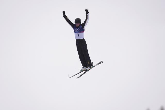 (260220) -- LIVIGNO, Feb. 20, 2026 (Xinhua) -- Sun Jiaxu of China competes during the freestyle skiing men's aerials final 1 at the Milan-Cortina 2026 Olympic Winter Games in Livigno, Italy, Feb. 20, 2026. (Xinhua/Hu Chao)
