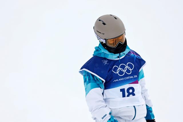 (260220) -- LIVIGNO, Feb. 20, 2026 (Xinhua) -- Sheng Haipeng of China reacts during the freestyle skiing men's freeski halfpipe qualification at the Milan-Cortina 2026 Olympic Winter Games in Livigno, Italy, Feb. 20, 2026. (Xinhua/Wang Peng)
