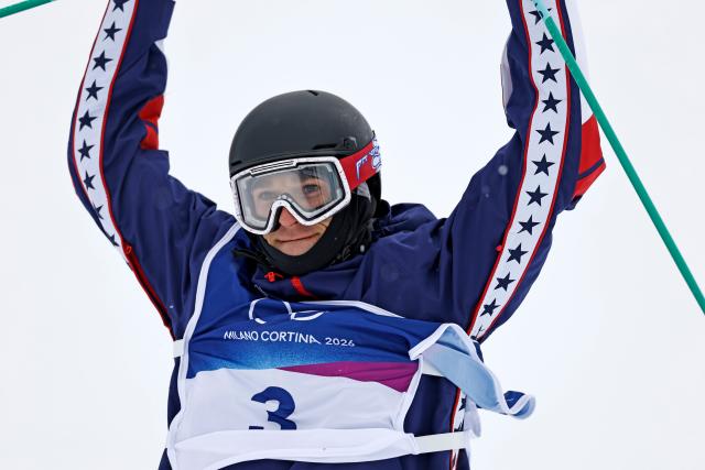 (260220) -- LIVIGNO, Feb. 20, 2026 (Xinhua) -- Nick Goepper of the United States reacts during the freestyle skiing men's freeski halfpipe qualification at the Milan-Cortina 2026 Olympic Winter Games in Livigno, Italy, Feb. 20, 2026. (Xinhua/Wang Peng)