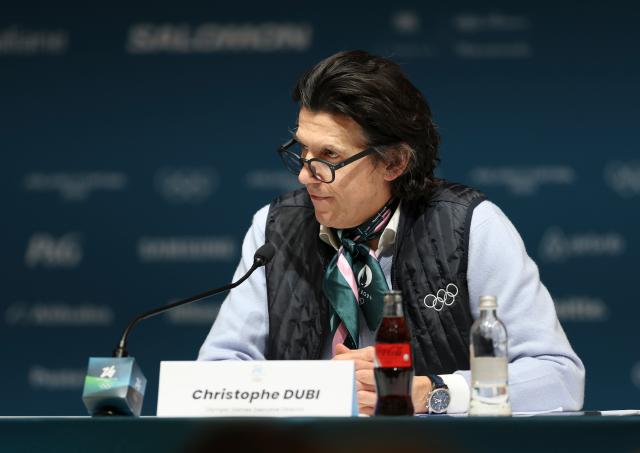 (260220) -- MILAN, Feb. 20, 2026 (Xinhua) -- Olympic Games Executive Director Christophe Dubi attends a press conference in Milan, Italy, Feb. 20, 2026. (Xinhua/Hu Xingyu)