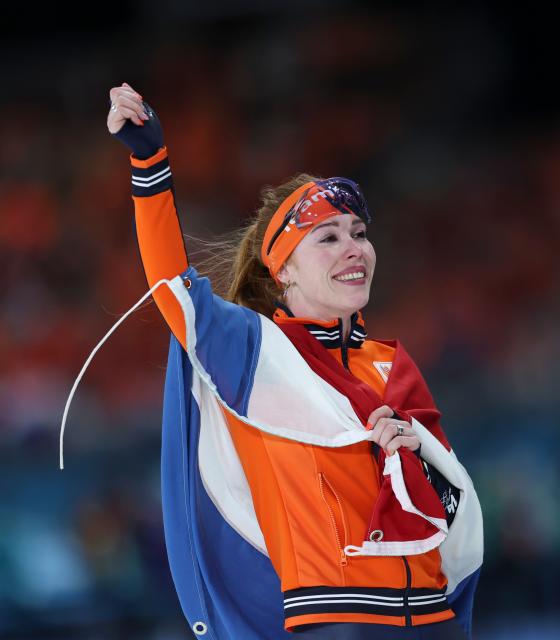 (260220) -- MILAN, Feb. 20, 2026 (Xinhua) -- Antoinette Rijpma-de Jong of the Netherlands reacts after the speed skating women's 1500m event at the Milan-Cortina 2026 Olympic Winter Games in Milan, Italy, Feb. 20, 2026. (Xinhua/Li Jing)