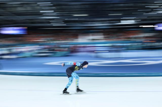 (260220) -- MILAN, Feb. 20, 2026 (Xinhua) -- Arina Ilyachshenko of Kazakhstan competes during the speed skating women's 1500m event at the Milan-Cortina 2026 Olympic Winter Games in Milan, Italy, Feb. 20, 2026. (Xinhua/Li Jing)