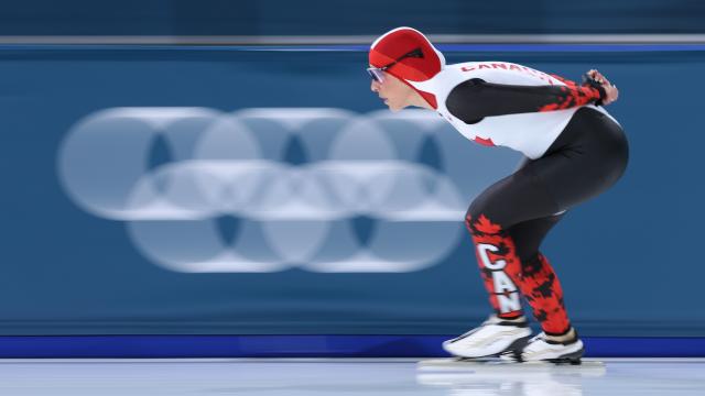 (260220) -- MILAN, Feb. 20, 2026 (Xinhua) -- Valerie Maltais of Canada competes during the speed skating women's 1500m event at the Milan-Cortina 2026 Olympic Winter Games in Milan, Italy, Feb. 20, 2026. (Xinhua/Du Xiaoyi)