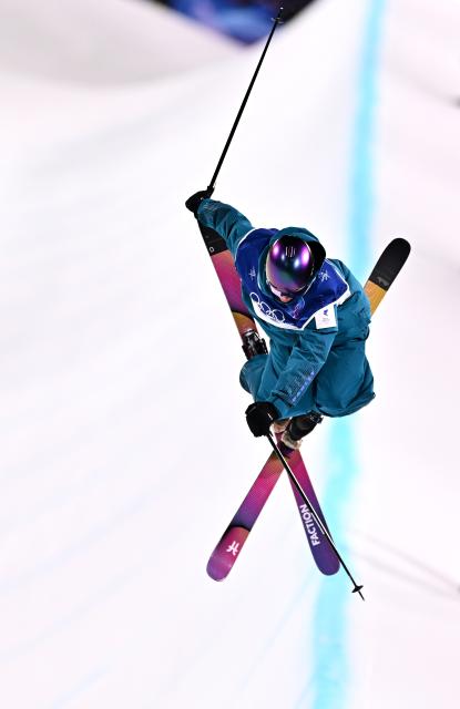 (260221) -- LIVIGNO, Feb. 21, 2026 (Xinhua) -- Henry Sildaru of Estonia competes during the freestyle skiing men's freeski halfpipe final at the Milan-Cortina 2026 Olympic Winter Games in Livigno, Italy, Feb. 20, 2026. (Xinhua/Zhang Hongxiang)