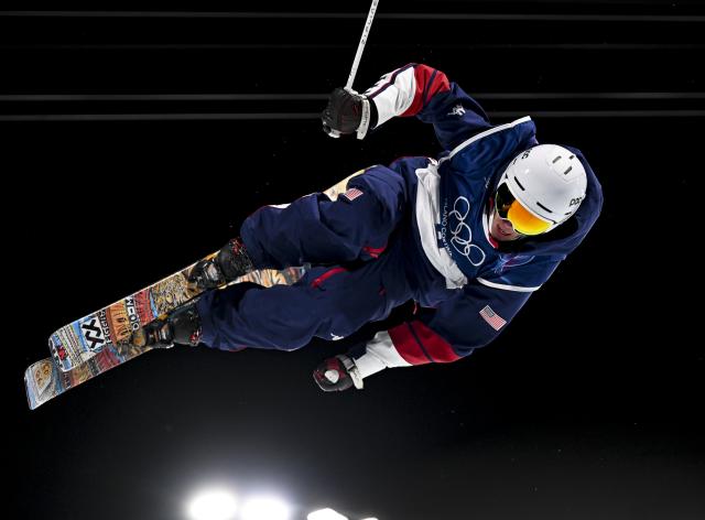 (260221) -- LIVIGNO, Feb. 21, 2026 (Xinhua) -- Alex Ferreira of the United States competes during the freestyle skiing men's freeski halfpipe final at the Milan-Cortina 2026 Olympic Winter Games in Livigno, Italy, Feb. 20, 2026. (Xinhua/Xia Yifang)
