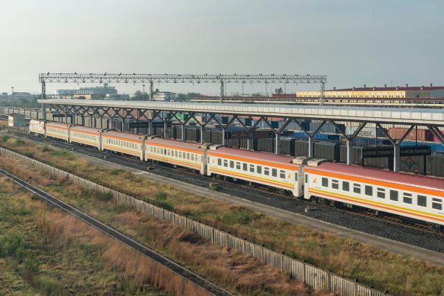 (260221) -- NAIROBI, Feb. 21, 2026 (Xinhua) -- This photo taken on Feb. 17, 2026 shows a train at the Nairobi Terminus of the Mombasa-Nairobi railway in Nairobi, Kenya. Stretching 472 km from the port city of Mombasa to the capital Nairobi in Kenya, the Chinese-built Mombasa-Nairobi Standard Gauge Railway (SGR) was launched on May 31, 2017. It is the first new railway built in Kenya since independence and a flagship project of China-Kenya cooperation under the Belt and Road Initiative. (Xinhua/Xie Jianfei)