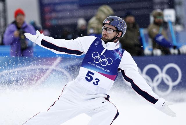(260221) -- LIVIGNO, Feb. 21, 2026 (Xinhua) -- Christopher Lillis of the United States competes during the freestyle skiing mixed team aerials final 1 at the Milan-Cortina 2026 Olympic Winter Games in Livigno, Italy, Feb. 21, 2026. (Xinhua/Wang Peng)