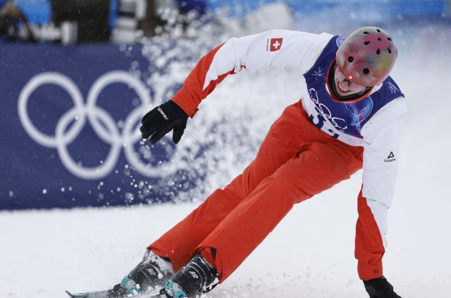 (260221) -- LIVIGNO, Feb. 21, 2026 (Xinhua) -- Pirmin Werner of Switzerland competes during the freestyle skiing mixed team aerials final 1 at the Milan-Cortina 2026 Olympic Winter Games in Livigno, Italy, Feb. 21, 2026. (Xinhua/Wang Peng)