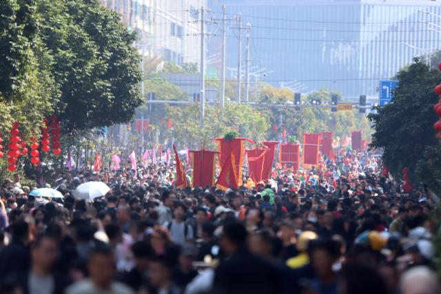 (260221) -- BEIJING, Feb. 21, 2026 (Xinhua) -- People enjoy performances during a Yingge dance carnival event celebrating the Spring Festival in Chaoyang District of Shantou, south China's Guangdong Province on Feb. 21, 2026. During the Spring Festival holiday, many Yingge dance teams have staged wonderful performances across China.
   The Yingge dance, or "dance to the hero's song," is a folk dance of south China's Guangdong Province which has enjoyed growing popularity nationwide in recent years. As a dynamic blend of theater, dance, and martial arts, it was listed among the first batch of national intangible cultural heritage in 2006. (Photo by Yao Jun/Xinhua)