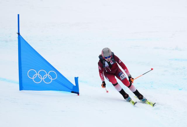 (260221) -- BORMIO, Feb. 21, 2026 (Xinhua) -- Marianne Fatton of Switzerland competes during the ski mountaineering mixed relay event at the Milan-Cortina 2026 Olympic Winter Games in Bormio, Italy, Feb. 21, 2026. (Xinhua/Hu Huhu)