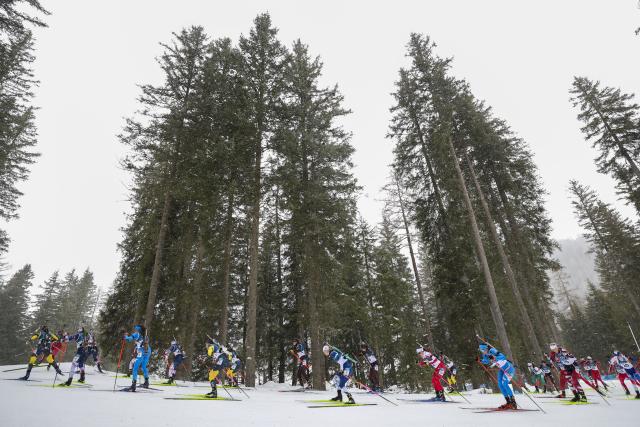 (260221) -- ANTERSELVA, Feb. 21, 2026 (Xinhua) -- Athletes compete during the biathlon women's 12.5km mass start event at the 2026 Milan-Cortina Winter Olympics in Anterselva, Italy, Feb. 21, 2026. (Xinhua/Zhang Tao)