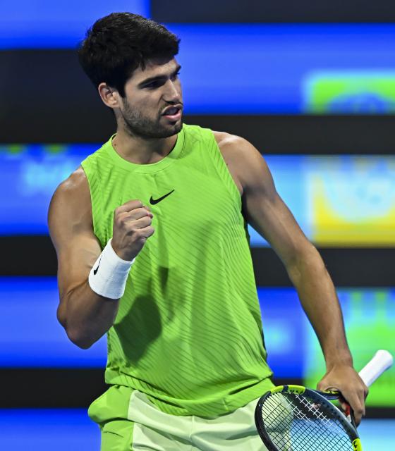 (260222) -- DOHA, Feb. 22, 2026 (Xinhua) -- Carlos Alcaraz reacts during the men's singles final match between Carlos Alcaraz of Spain and Arthur Fils of France at the ATP Qatar Open 2026 tennis tournament final in Doha, Qatar, on Feb. 21, 2026. (Photo by Nikku/Xinhua)