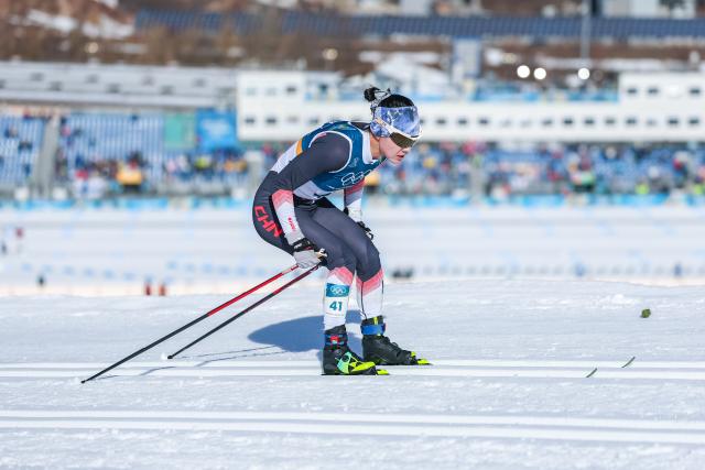 (260222) -- TESERO, Feb. 22, 2026 (Xinhua) -- Chi Chunxue of China competes during the cross-country skiing women's 50km mass start classic match at the Milan-Cortina 2026 Olympic Winter Games in Tesero, Italy, Feb. 22, 2026. (Xinhua/Huang Wei)