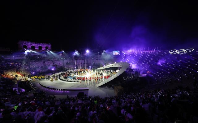 (260222) -- VERONA, Feb. 22, 2026 (Xinhua) -- This photo taken on Feb. 22, 2026 shows the closing ceremony of the Milan-Cortina 2026 Olympic Winter Games at Verona Olympic Arena in Verona, Italy. (Xinhua/Li Jing)
